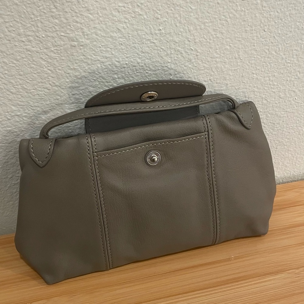 Longchamp Gray Lambskin Leather Le Pliage Crossbody Bag - Picture 5 of 10